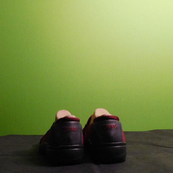 8.5 SIZE LifeStride BZees Womens Poppyseed Slip-On Windsor Red - Picture 3 of 4